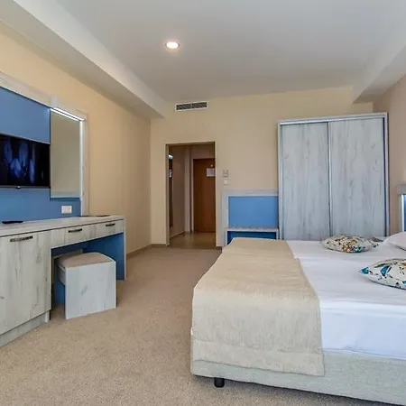 Ośrodek wypoczynkowy Evrika Club 4*