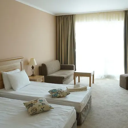 Evrika Club 4*