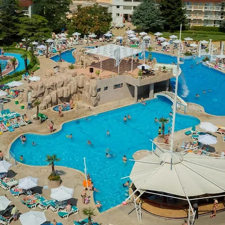 Evrika Club Ośrodek wypoczynkowy 4*