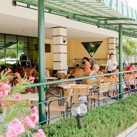 Evrika Club Semesteranläggning (resort) 4*