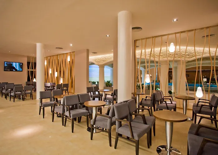 Evrika Club リゾート サニービーチ