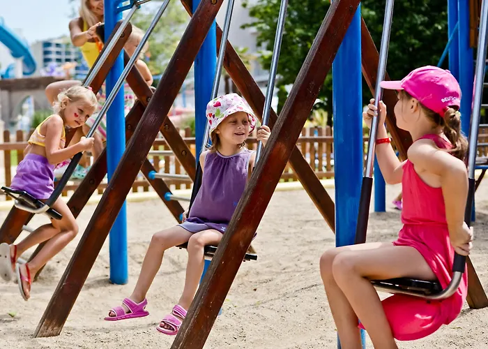 Evrika Club リゾート 4*