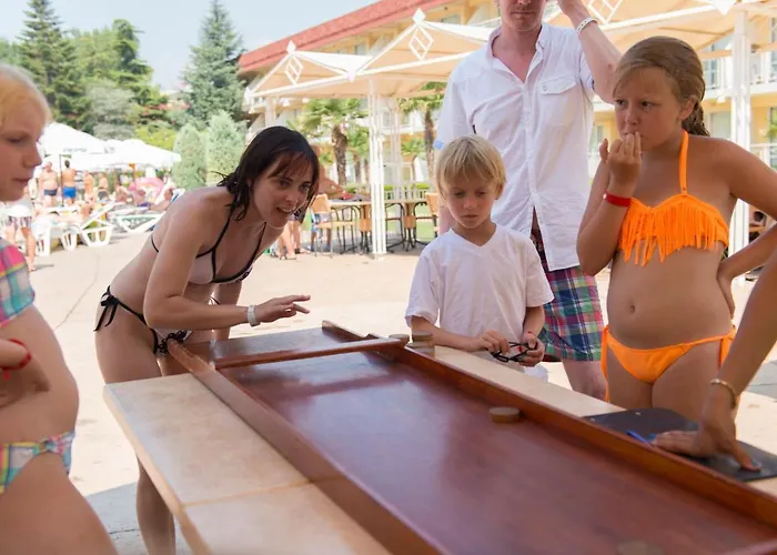 Evrika Club リゾート 4*