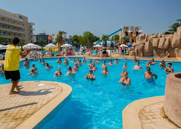 リゾート Evrika Club 4*