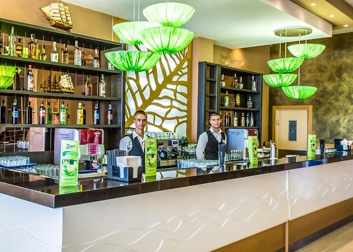 Evrika Club リゾート 4*