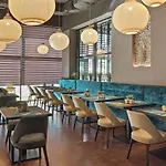 리조트 Evrika Club