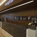 리조트 Evrika Club