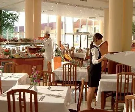 Evrika Club 4*