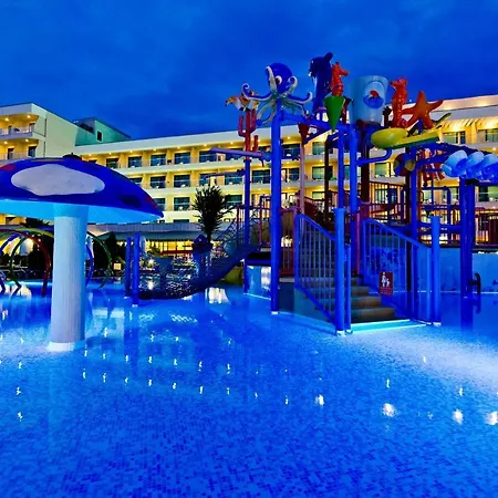 Курортный комплекс Evrika Club Солнечный берег