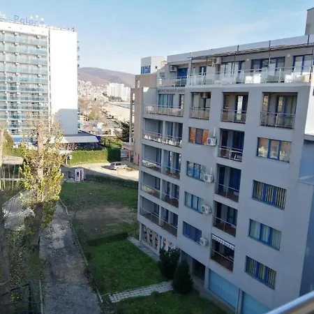 Θέρετρο Evrika Club