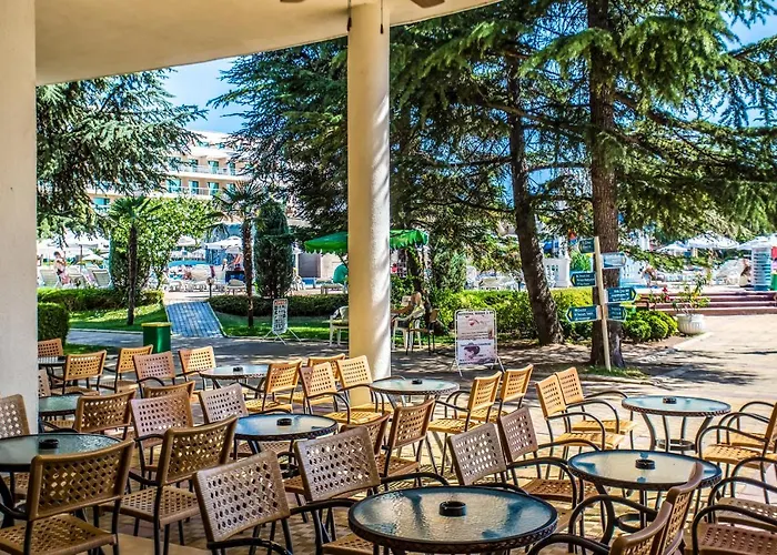 Evrika Club 4* סאני ביץ'